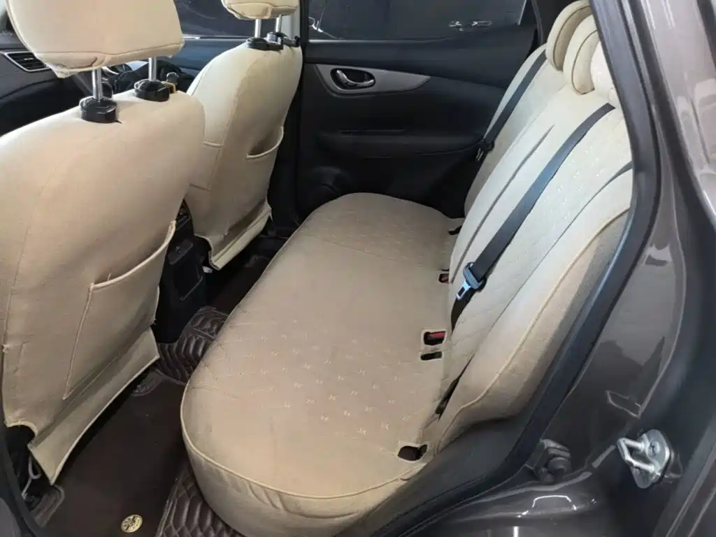 Nissan Qashqai — фото 17
