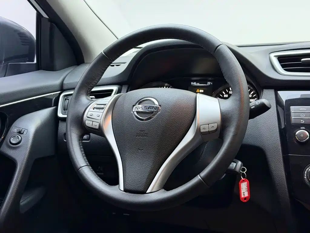 Nissan Qashqai — фото 8