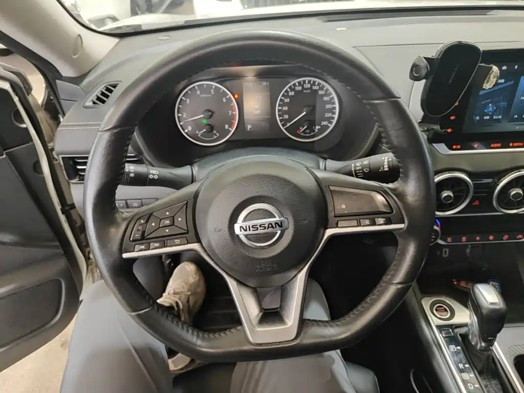 Nissan Sylphy — фото 11