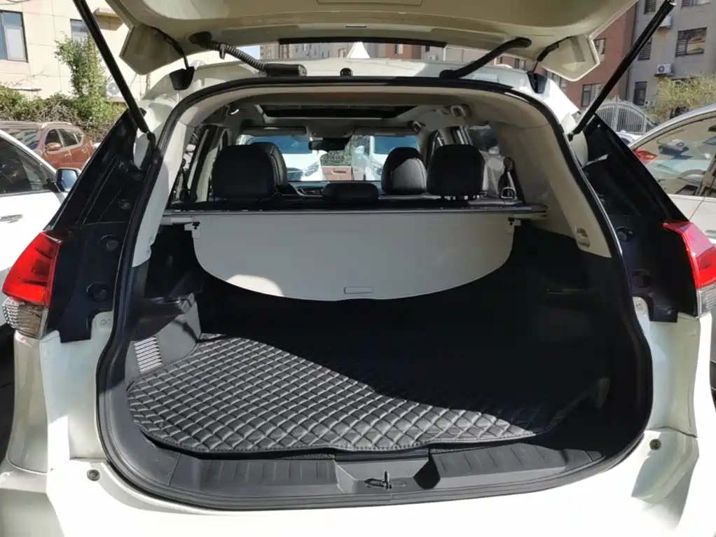 Nissan X-Trail — фото 19