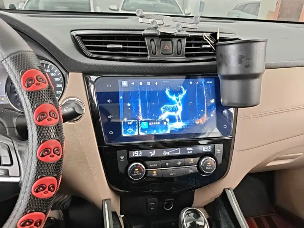 Nissan X-Trail — фото 18