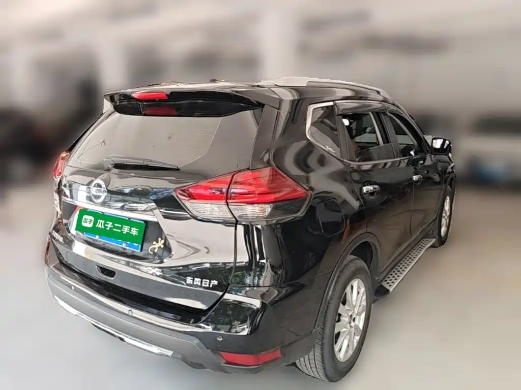 Nissan X-Trail — фото 10