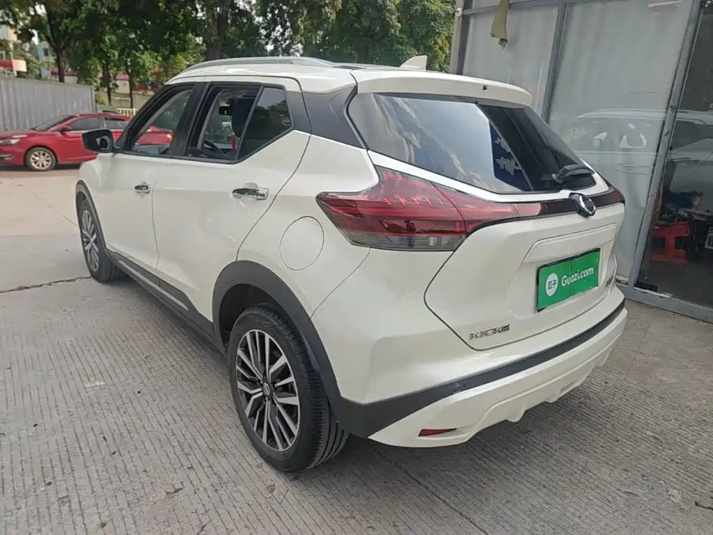 Nissan Kicks — фото 5