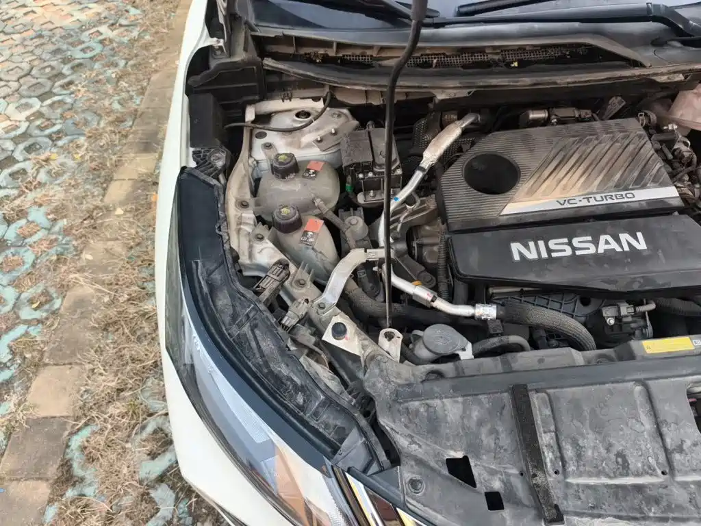 Nissan X-Trail — фото 20