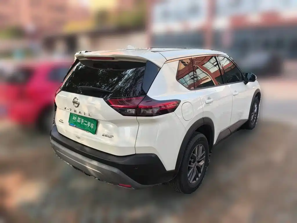 Nissan X-Trail — фото 4