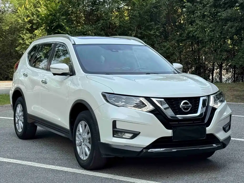 Nissan X-Trail — фото 2