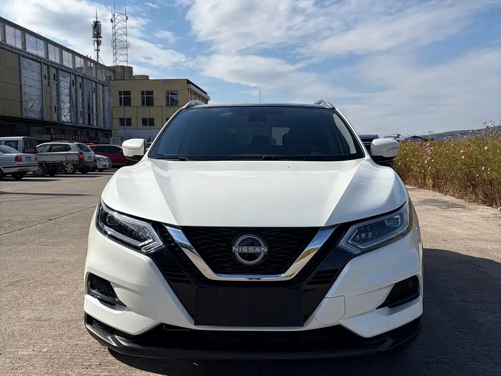Nissan Qashqai — фото 2