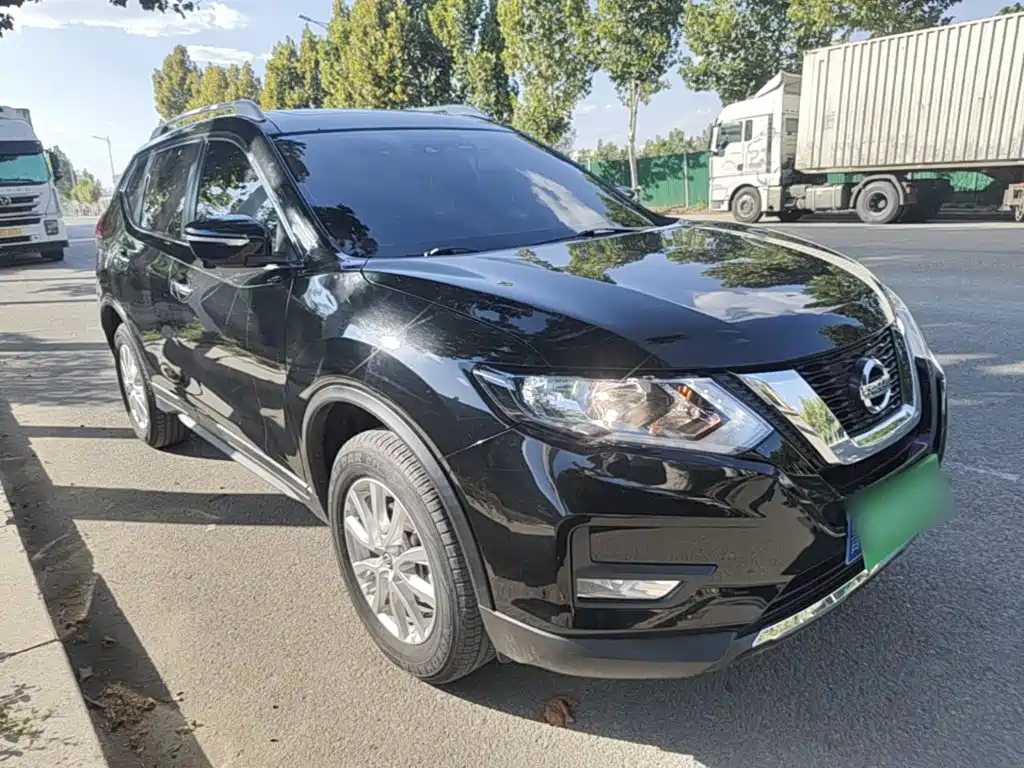 Nissan X-Trail — фото 4
