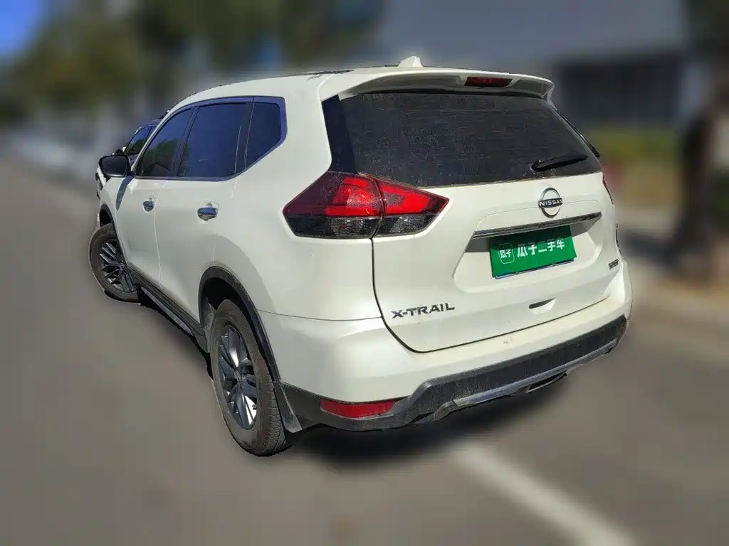 Nissan X-Trail — фото 4