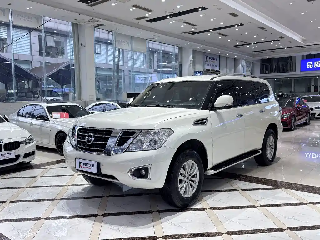 Nissan Patrol — фото 2