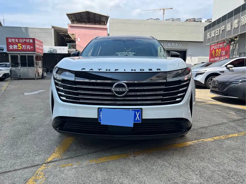 Nissan Teramont