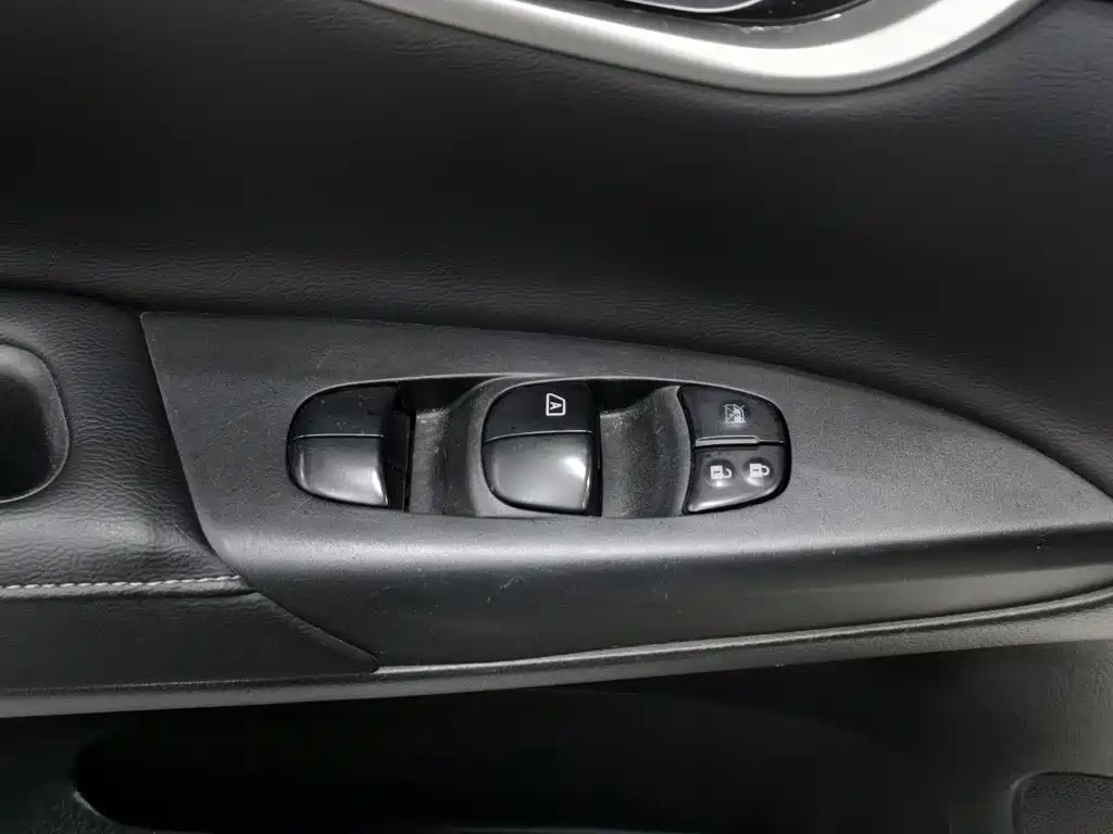 Nissan Sylphy — фото 9