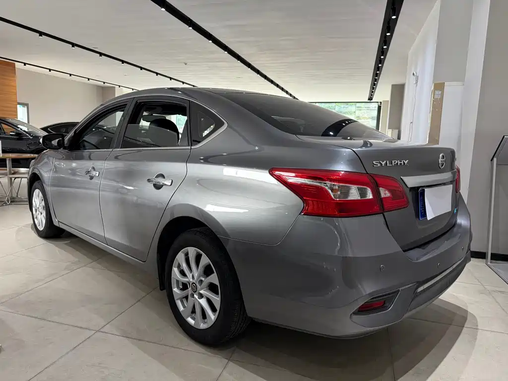 Nissan Sylphy — фото 11