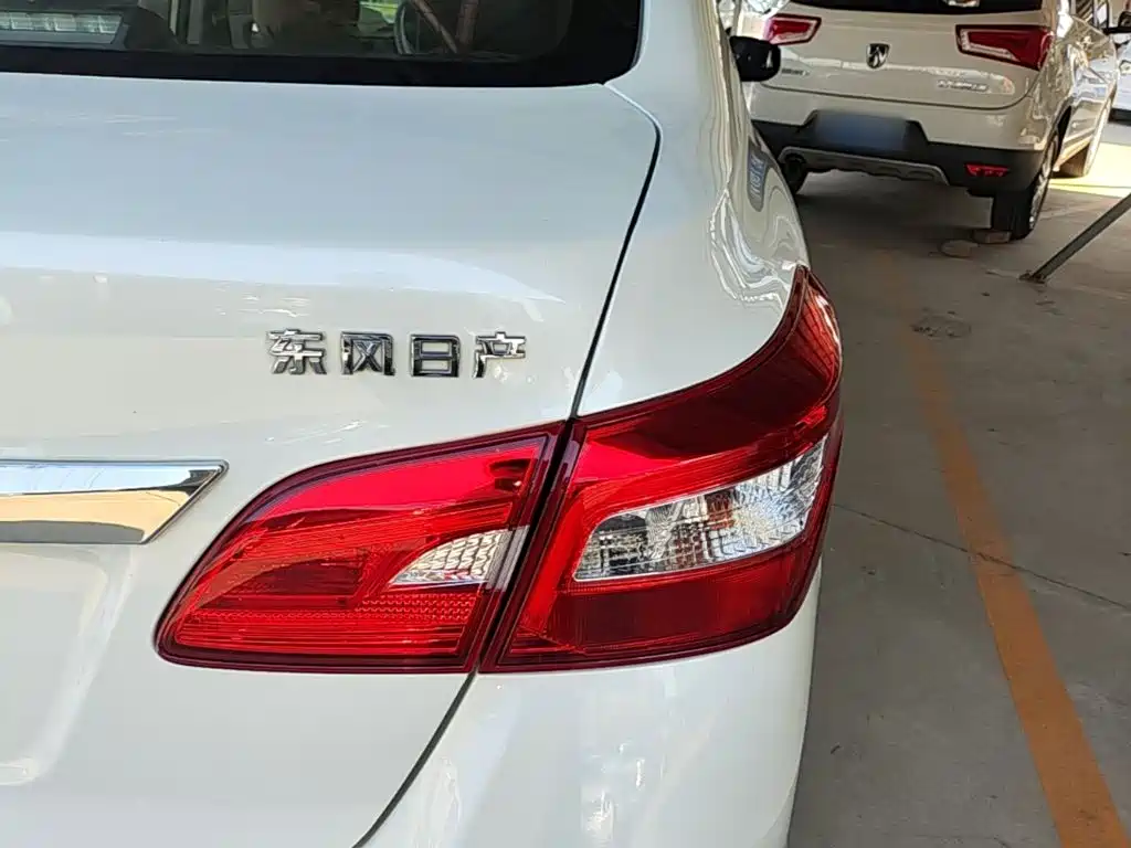 Nissan Sylphy — фото 8