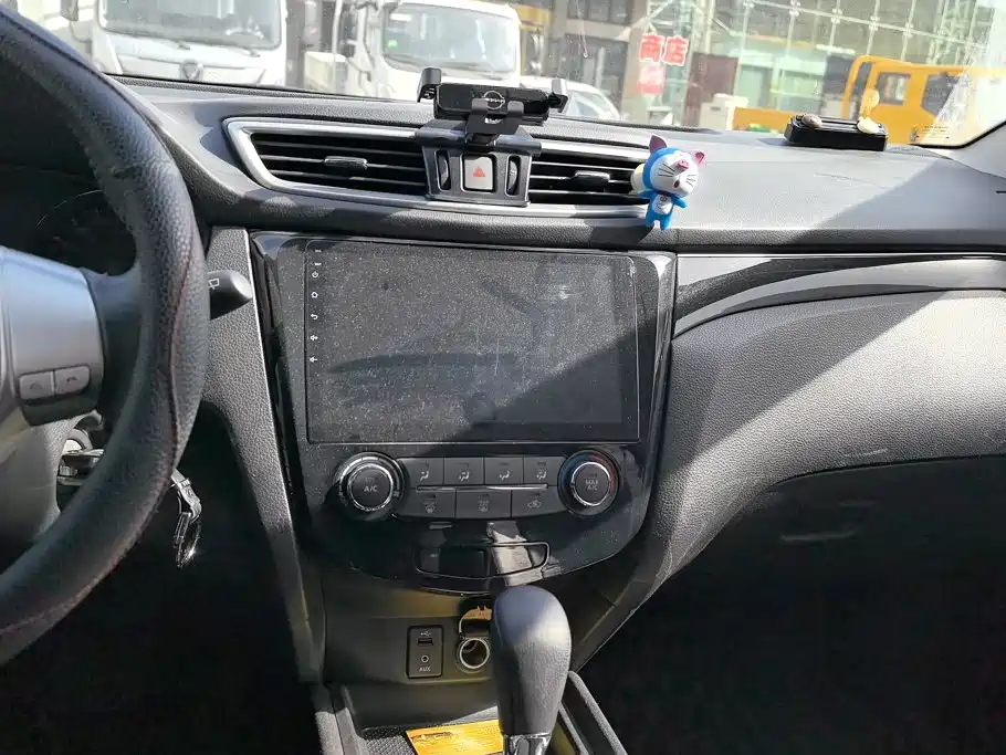 Nissan Qashqai — фото 13