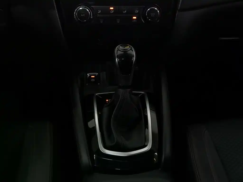 Nissan Qashqai — фото 13