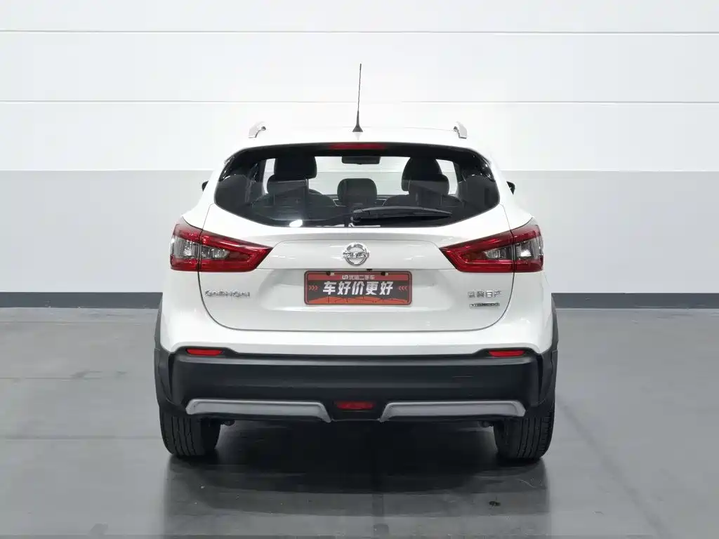 Nissan Qashqai — фото 4