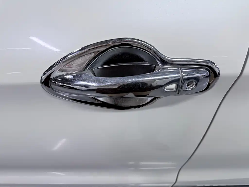 Nissan Qashqai — фото 8