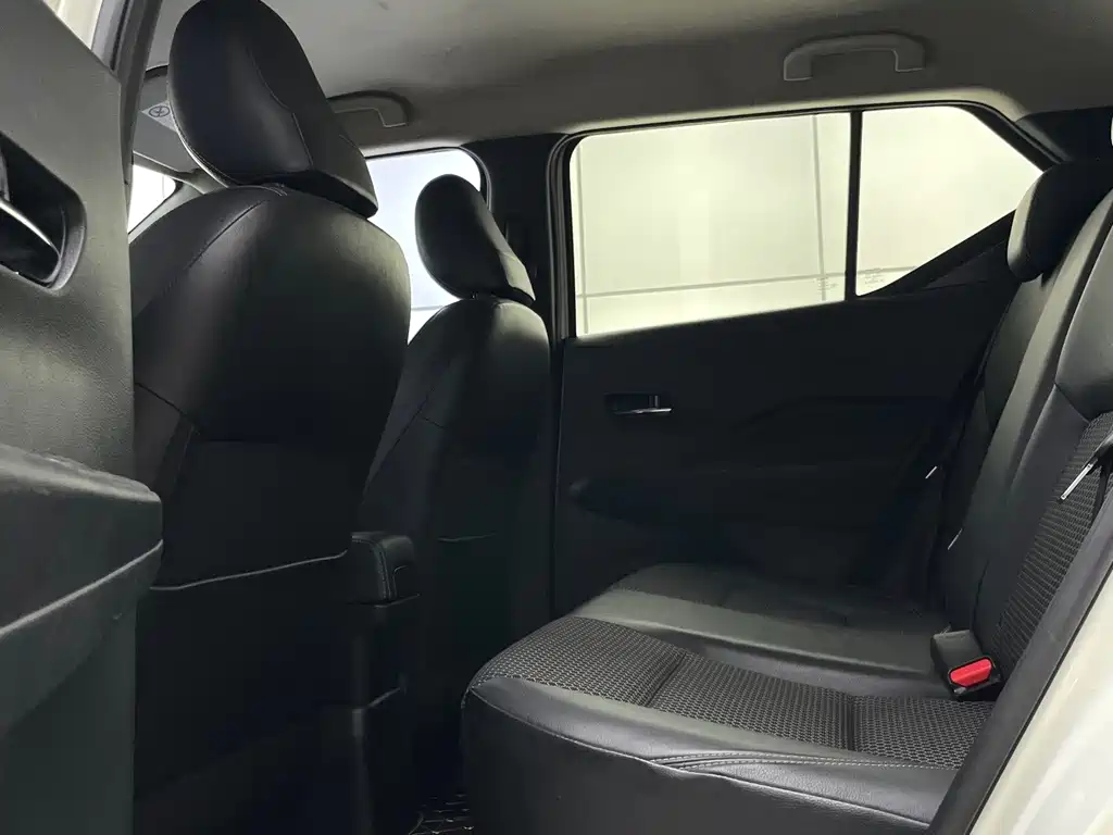Nissan Kicks — фото 10