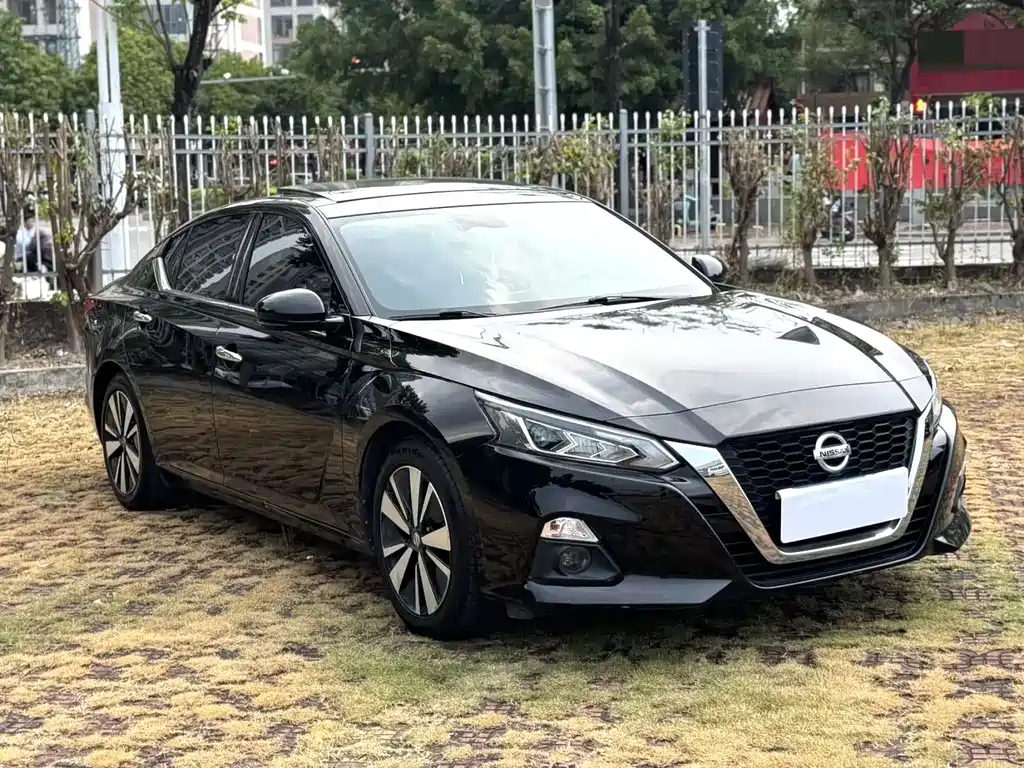 Nissan Teana — фото 3