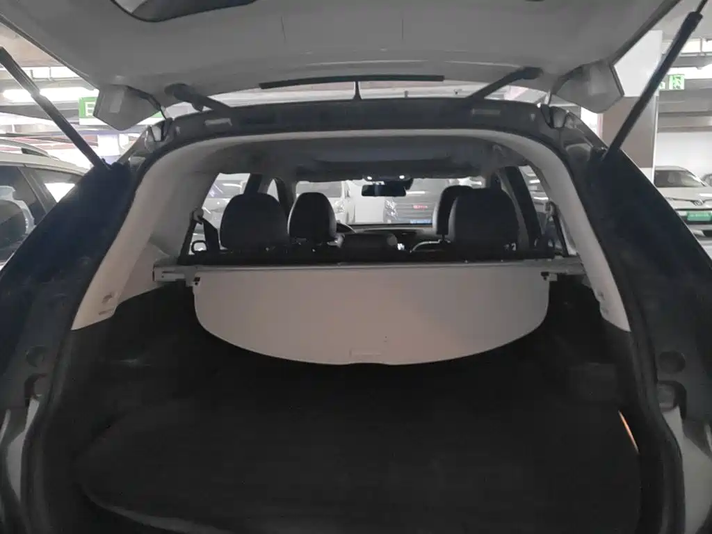 Nissan X-Trail — фото 10