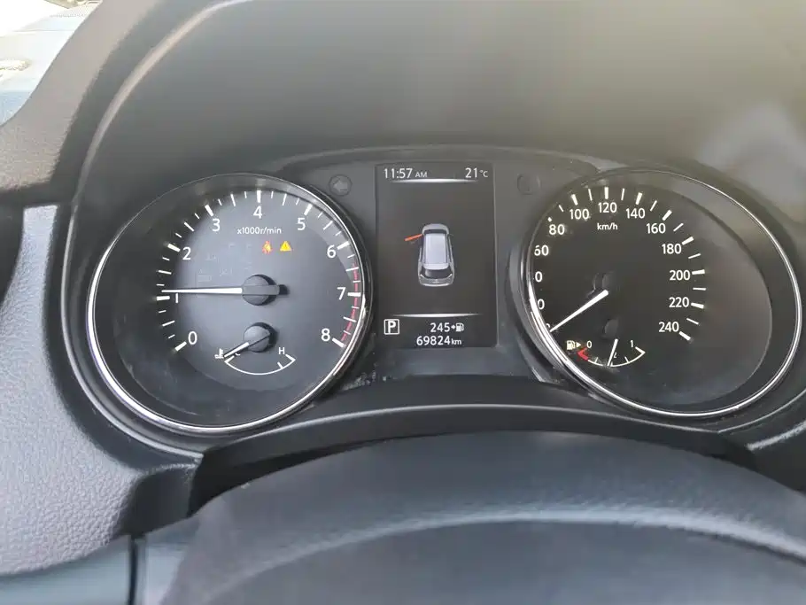 Nissan X-Trail — фото 14