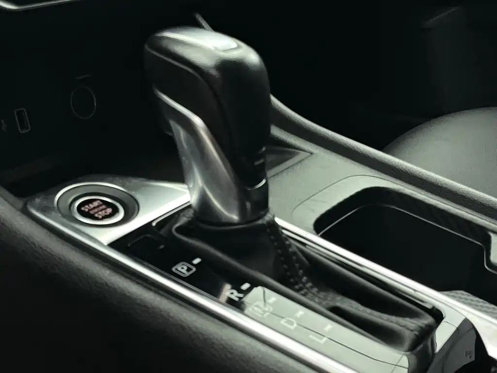 Nissan Sylphy — фото 14