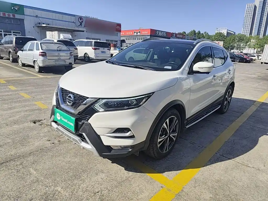 Nissan Qashqai — фото 2