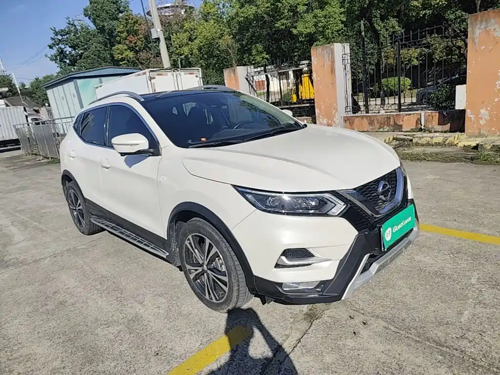Nissan Qashqai — фото 4