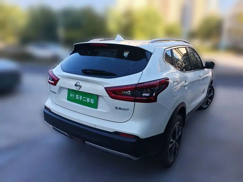 Nissan Qashqai — фото 4