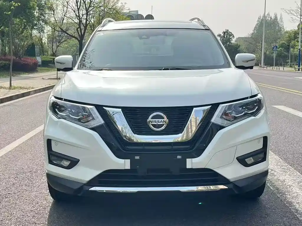 Nissan X-Trail — фото 2