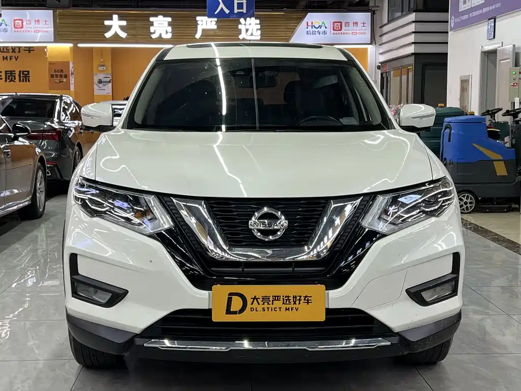 Nissan X-Trail — фото 4