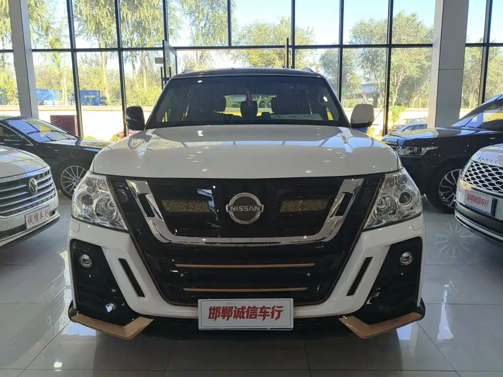 Nissan Patrol — фото 2