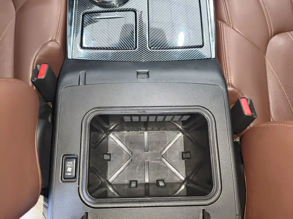 Nissan Patrol — фото 13