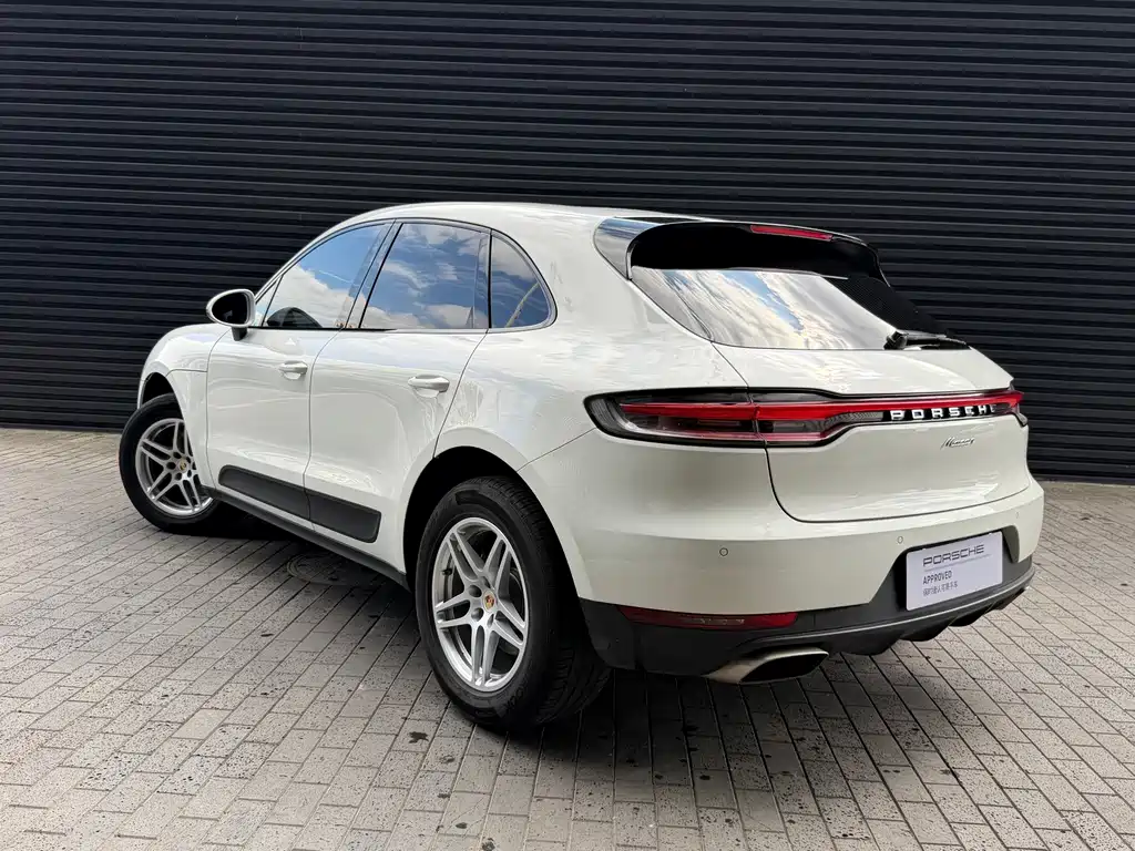 Porsche Macan — фото 8