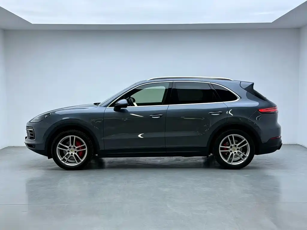 Porsche Cayenne — фото 3