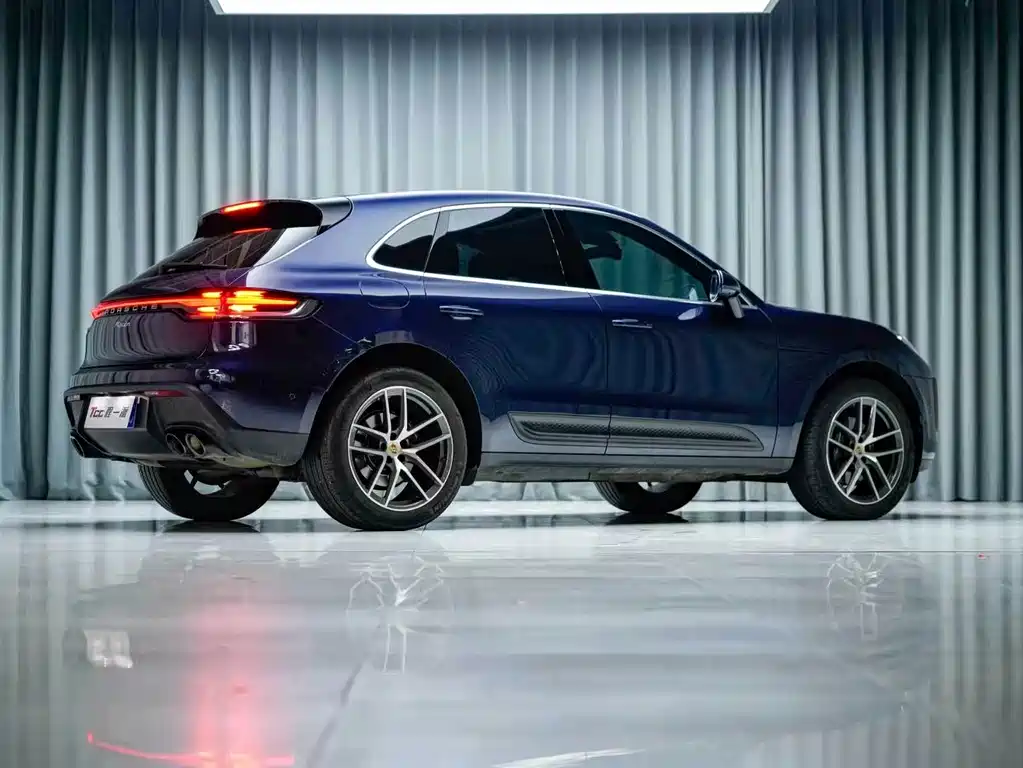 Porsche Macan — фото 10