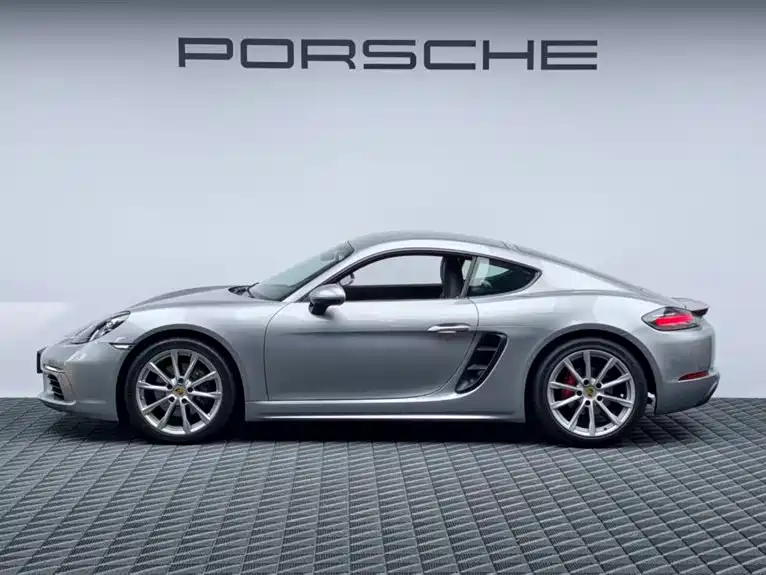 Porsche 718 — фото 6
