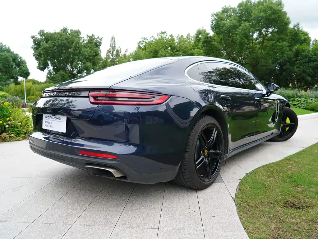 Porsche Panamera Hybrid — фото 17