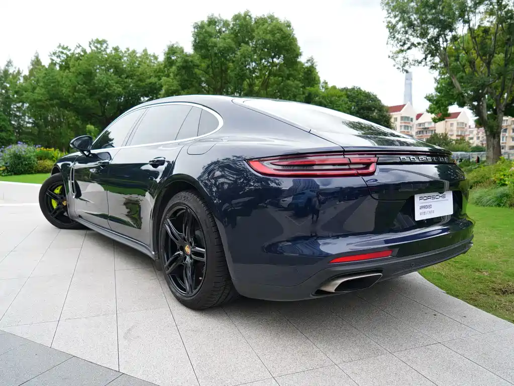 Porsche Panamera Hybrid — фото 18