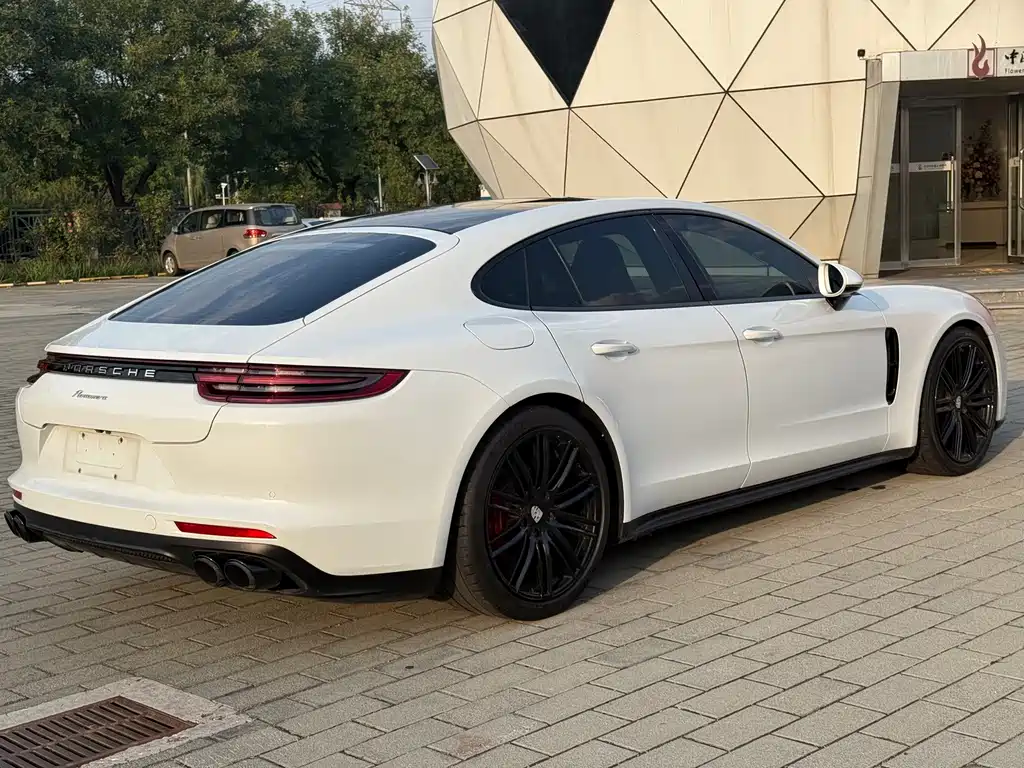 Porsche Panamera — фото 4