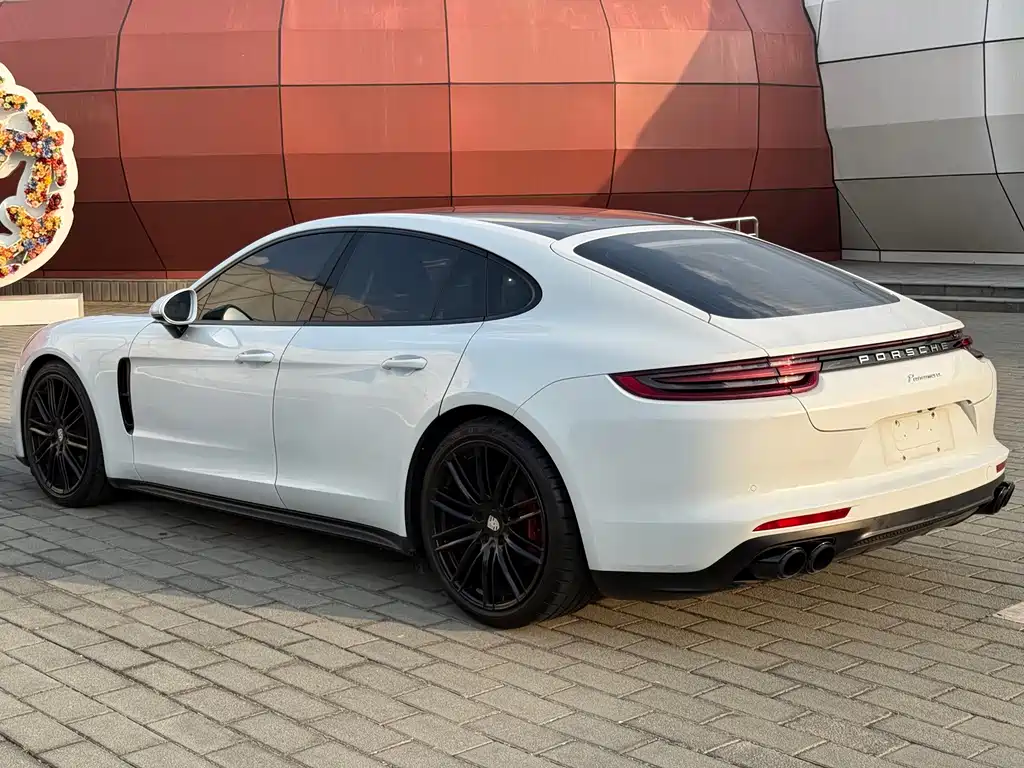 Porsche Panamera — фото 6