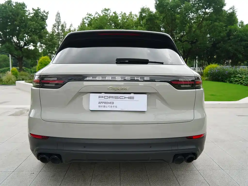 Porsche Cayenne Hybrid — фото 19