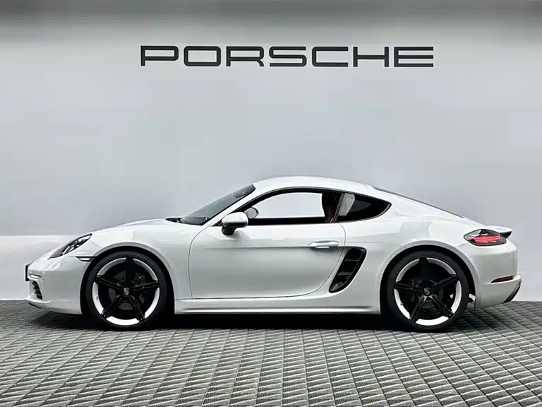 Porsche 718 — фото 4