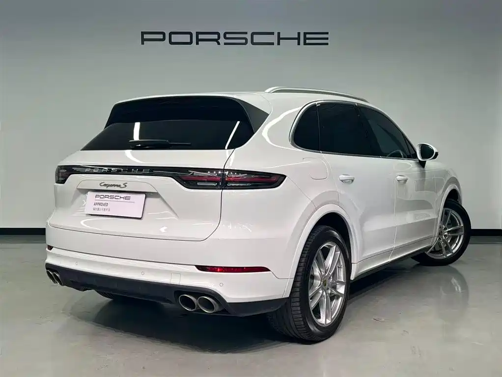 Porsche Cayenne — фото 25