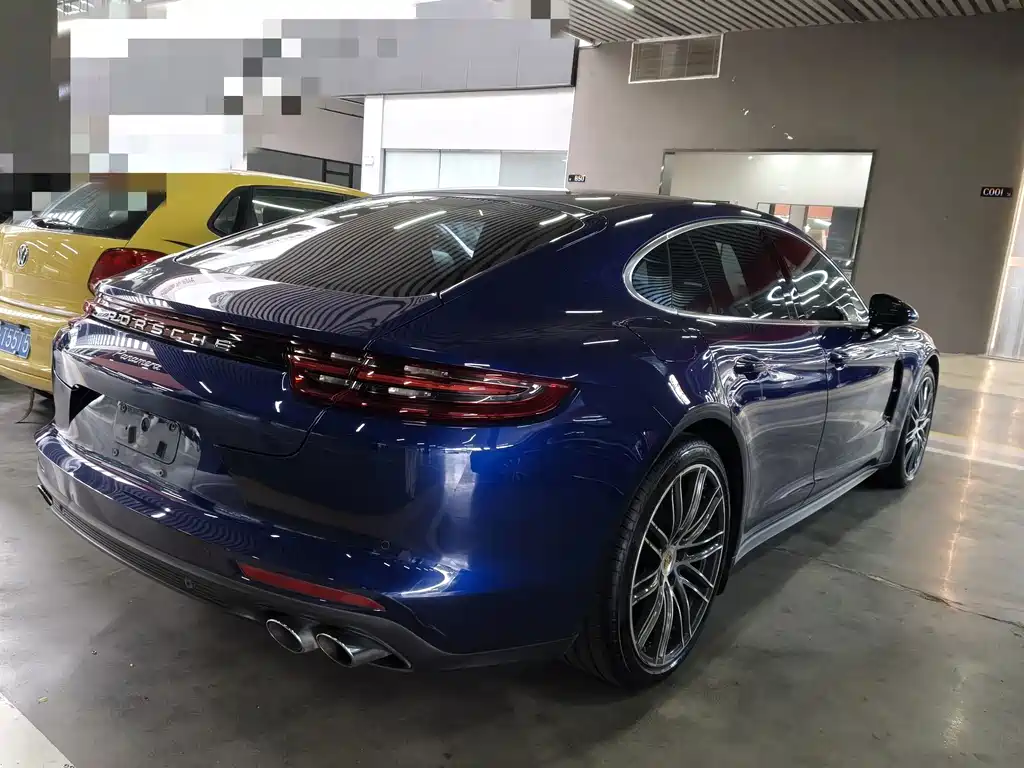 Porsche Panamera — фото 15
