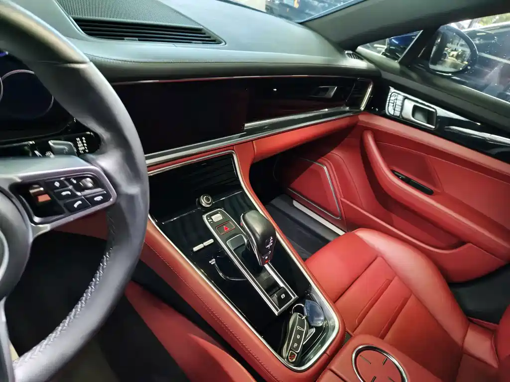 Porsche Panamera — фото 10