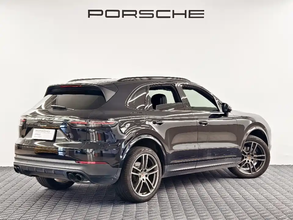 Porsche Cayenne — фото 3