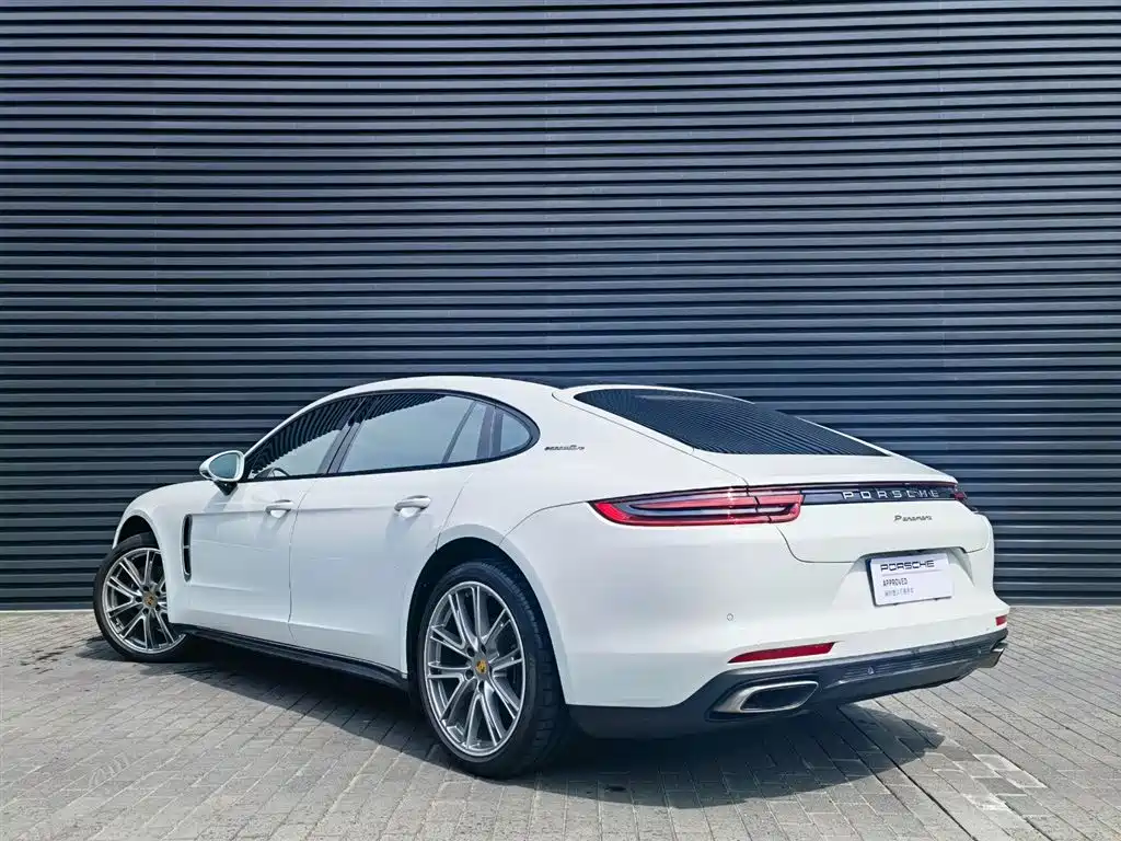 Porsche Panamera — фото 2