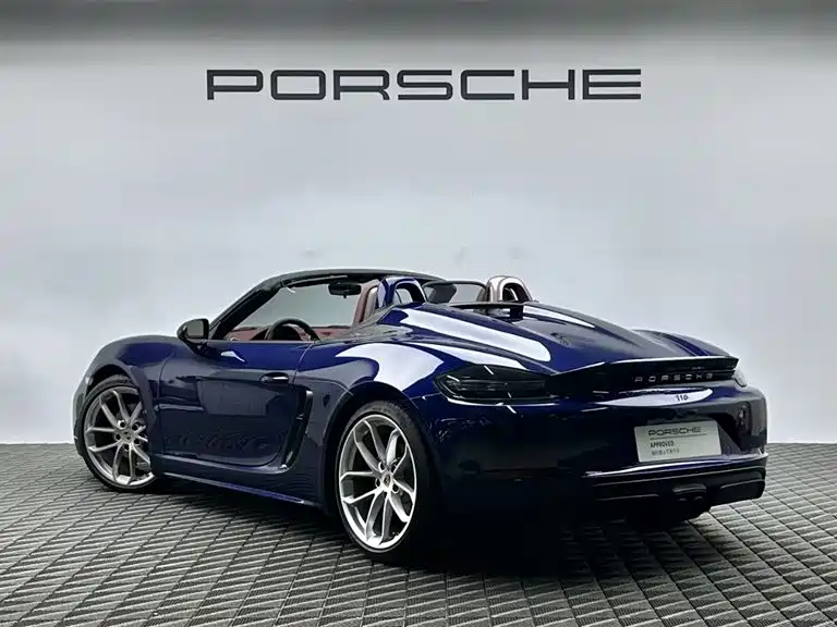 Porsche 718 — фото 6